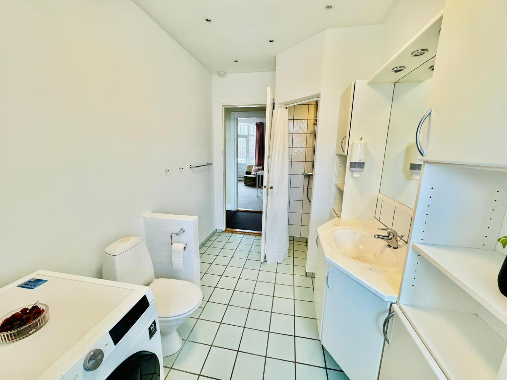 Aday - Villa Firenze - 2 Bedrooms Bright Apartment Ålborg Exteriör bild